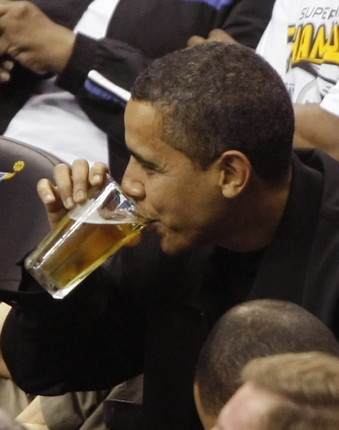 obama-drinks-a-beer-thumb-340×430.jpg